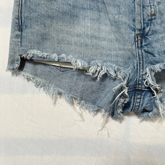 Free People Distressed Jean High Waisted Cut Off Denim Button-Up Booty Shorts - Picture 4 of 9